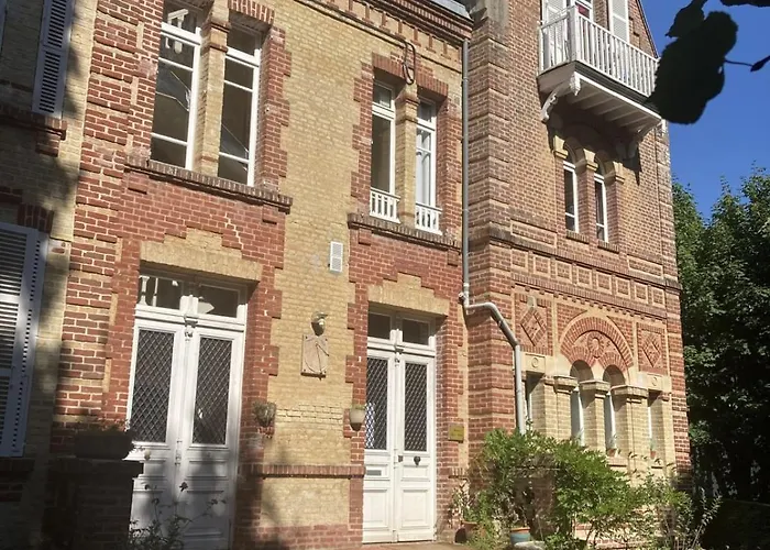 In A 19th Century With Parking Villers-sur-Mer